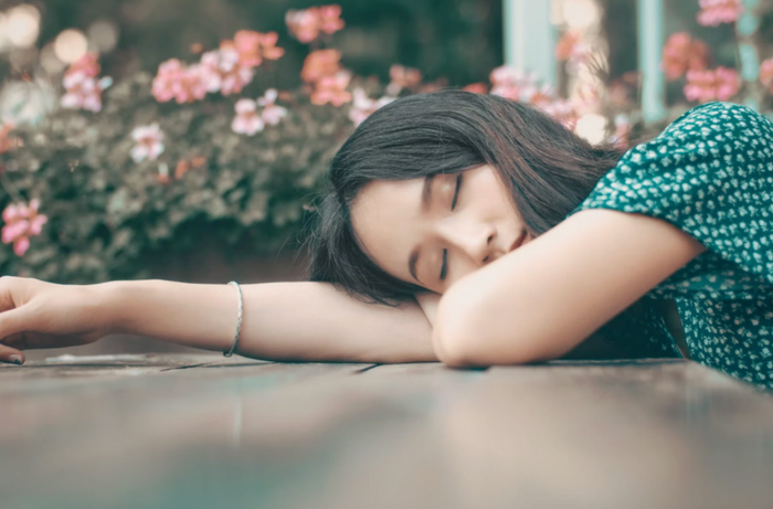 Healthy sleep hygiene habits